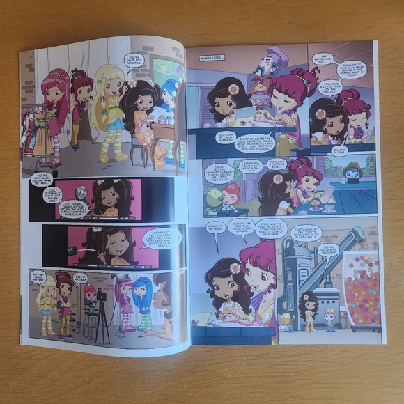Strawberry Shortcake #5 & #6 (2016) Comics (Lot of 2) - Picture 16 of 16